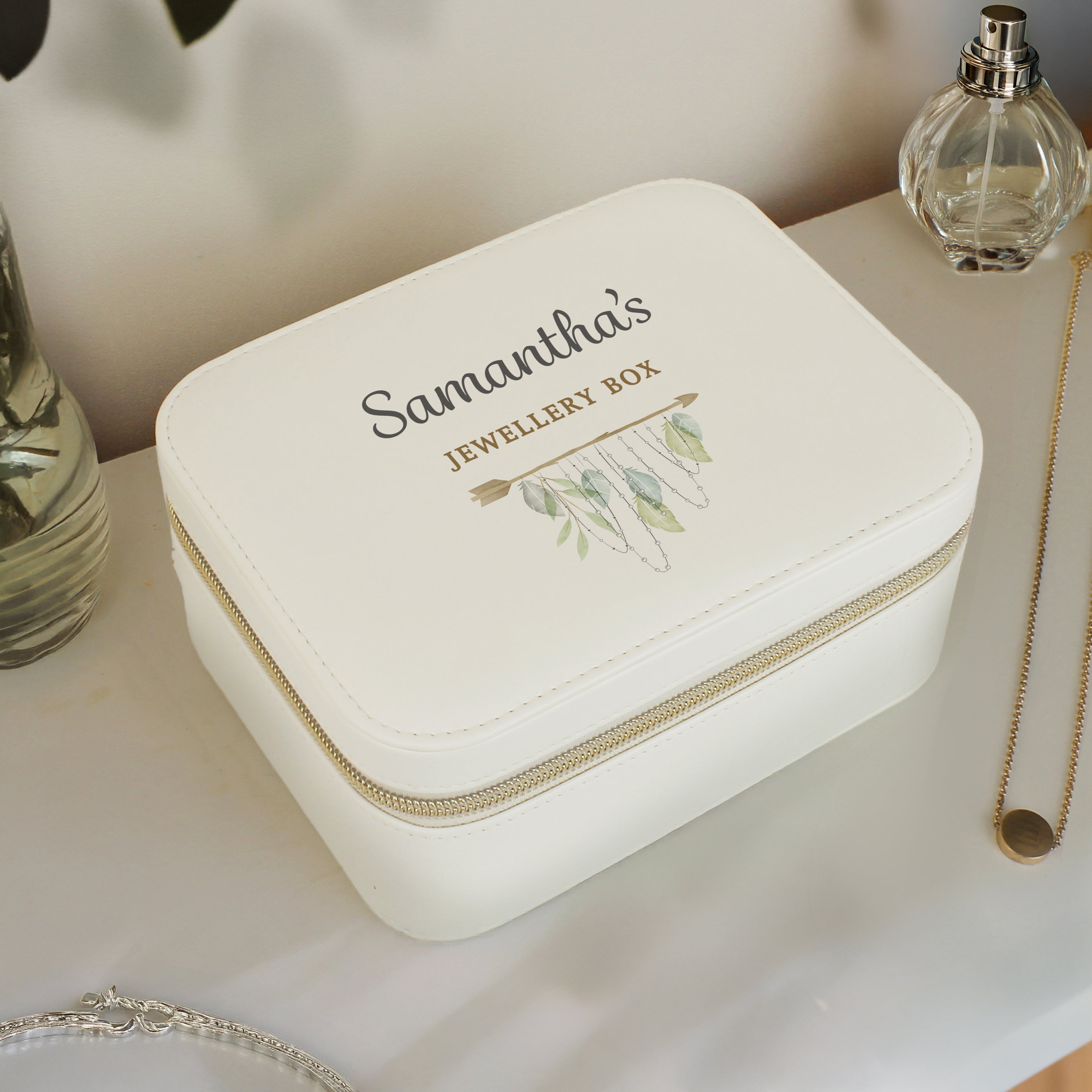 Why Personalised Jewellery Boxes Make the Perfect Gift