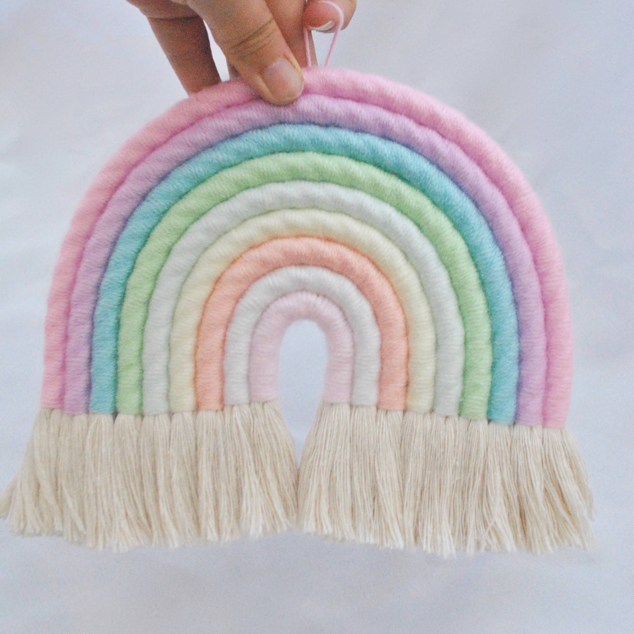 DIY Pastel Spring XL Macrame Rainbow Craft Kit2