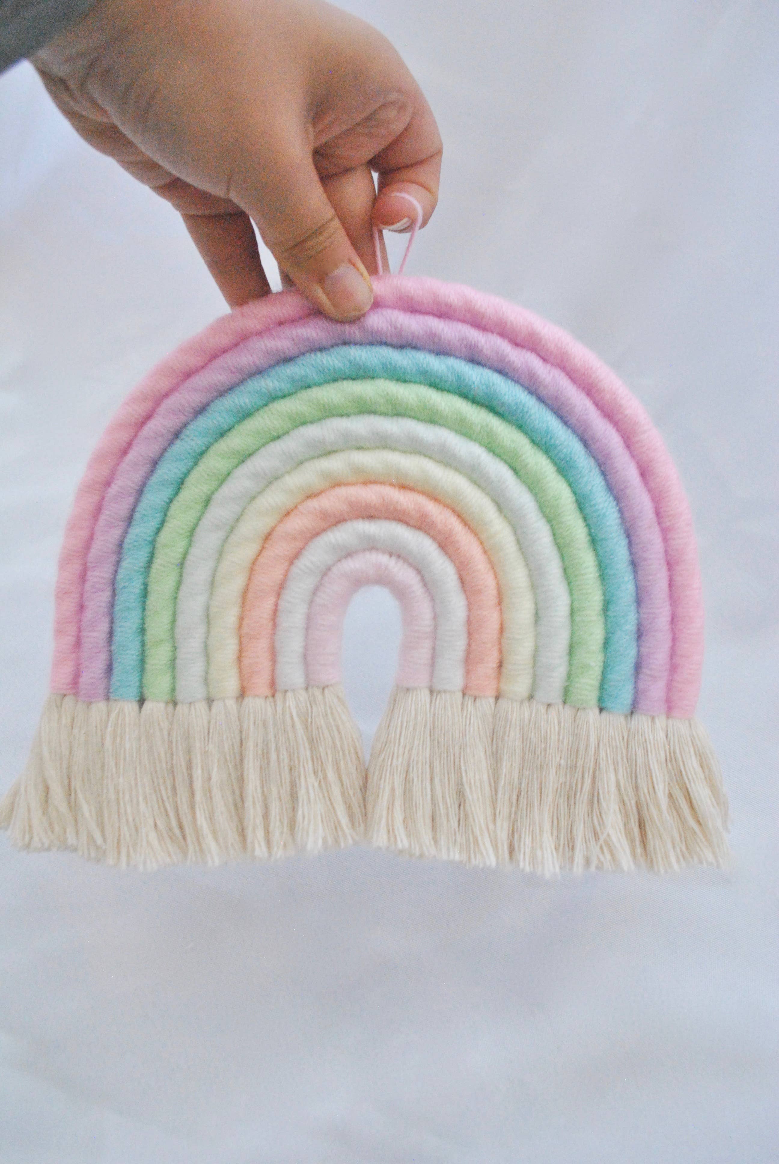 DIY Pastel Spring XL Macrame Rainbow Craft Kit2