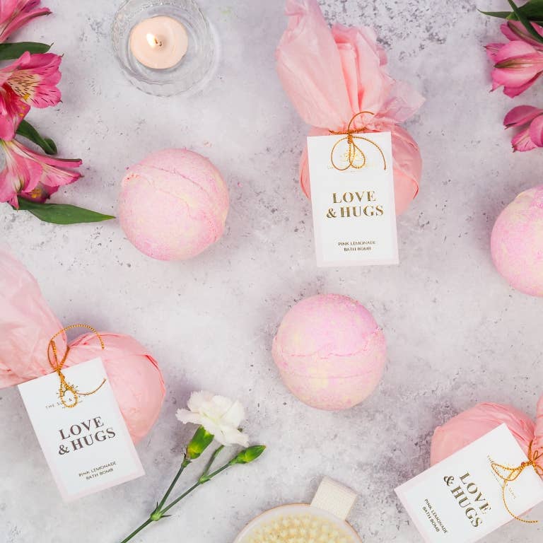 Love & Hugs Heartfelt Bath Bomb⎜Citrus Luxury Bath Bomb5